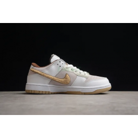 SB Dunk Low Pink Cream Bunny