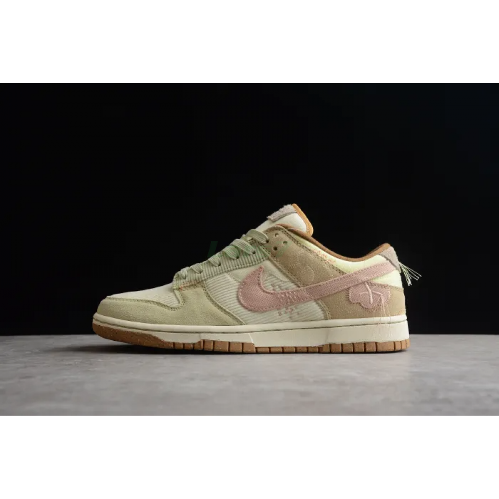 SB Dunk Low Bright Side