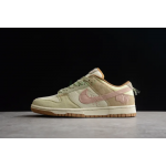 SB Dunk Low Bright Side