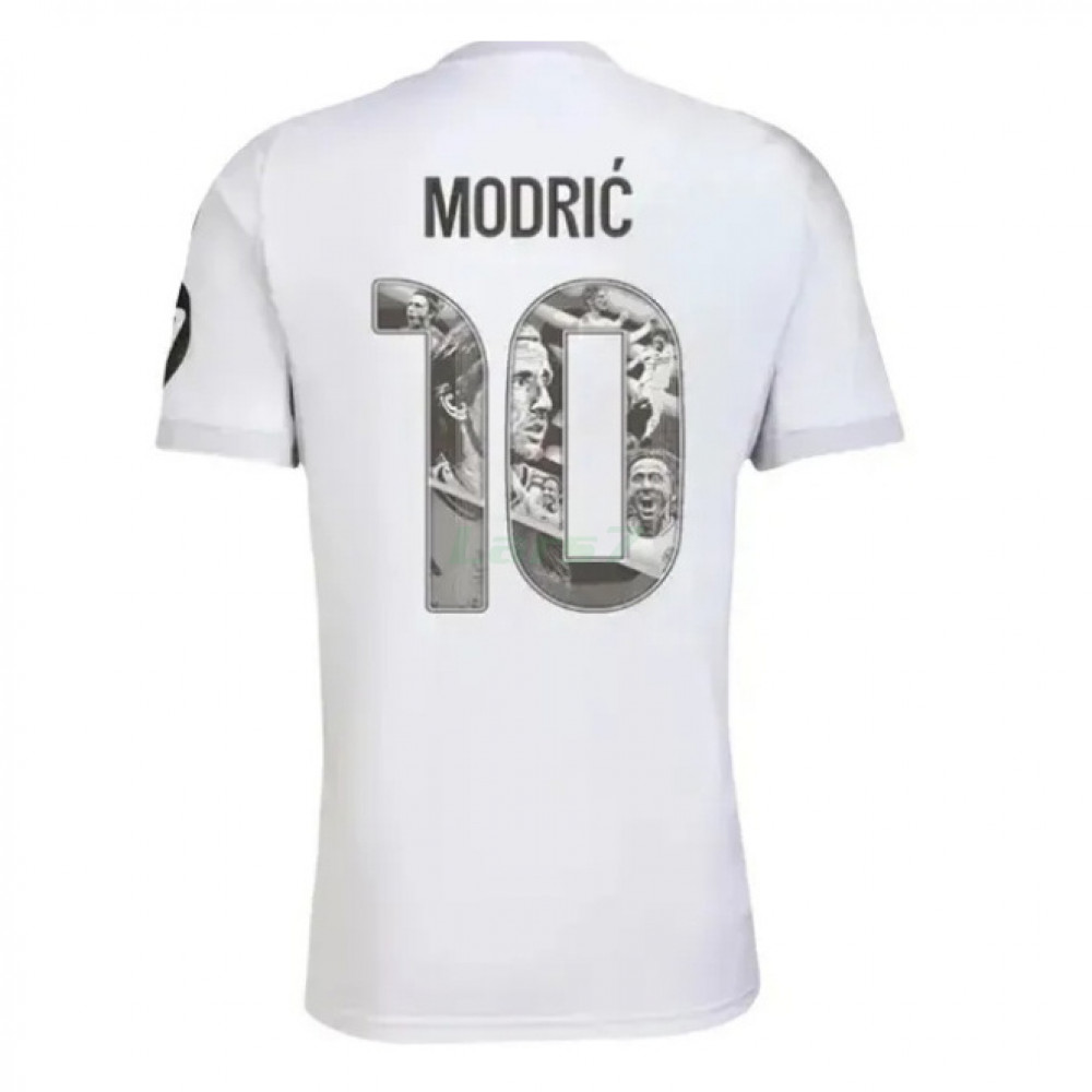 Camiseta MODRIĆ 10 Real Madrid 1ª Equipación 2025/2026 Blanco Mujer