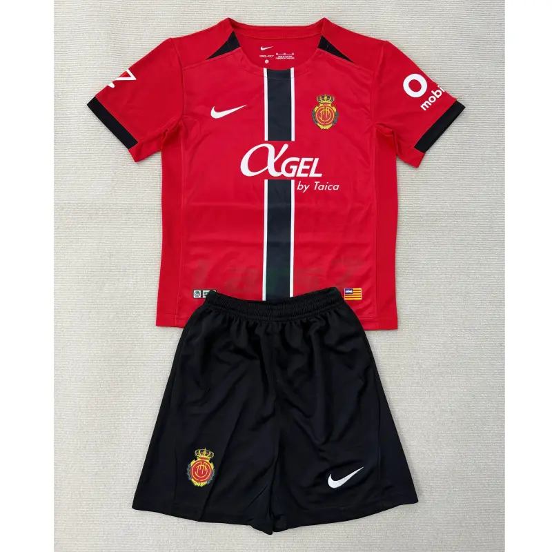 Camiseta RCD Mallorca 1ª Equipación 2025/2026 Rojo con Parche La Liga Camiseta RCD Mallorca 1ª Equipación 2025/2026 Rojo con Parche La Liga