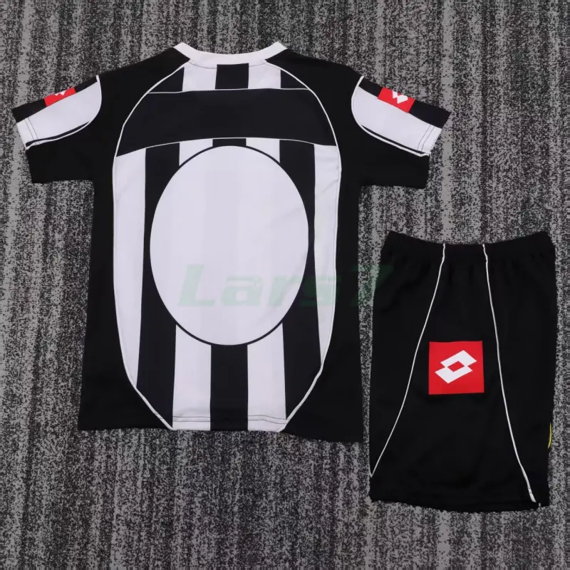 Camiseta Juventus 1ª Equipación Retro 2002/03 Blanco/Negro Niño Kit