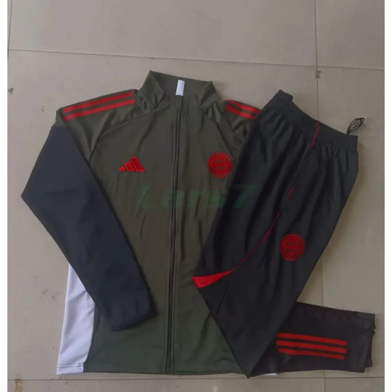 Chandal Bayern Múnich 2025/2026 Niño Verde Militar