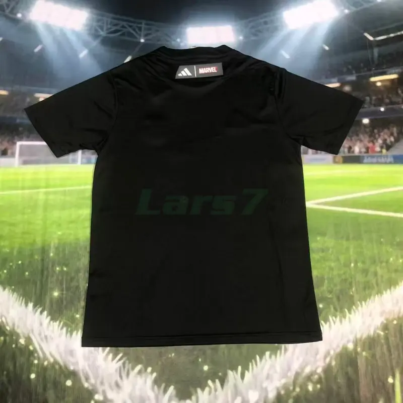 Camiseta Real Madrid x Marvel 2025/2026 Edición Especial Negro