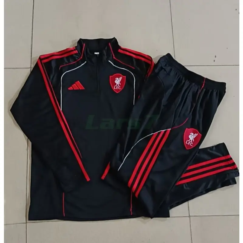 Sudadera De Entrenamiento Liverpool 2025/2026 Negro/Rojo Versión Retro