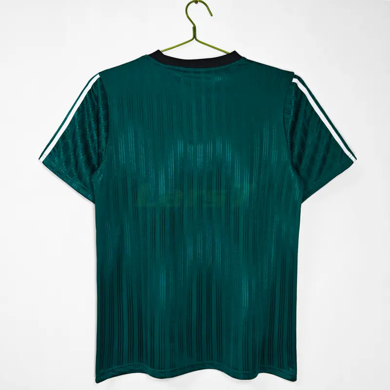 Camiseta Liverpool Retro 1995/96 Edición Especial Verde