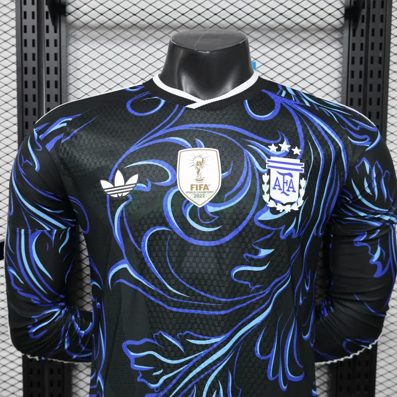 Camiseta Argentina 2ª Equipación Mundial 2026 ML Negro/Azul con FIFA2022 (EDICIÓN JUGADOR)