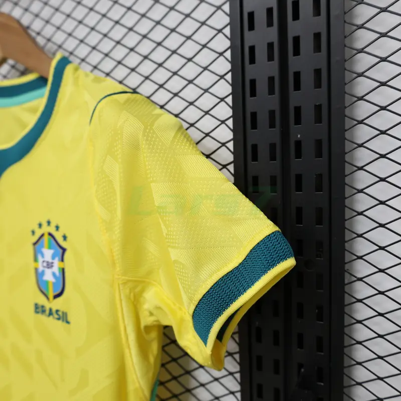 Camiseta Brasil 1ª Equipación Mundial 2026 Amarillo Mujer (EDICIÓN JUGADOR)