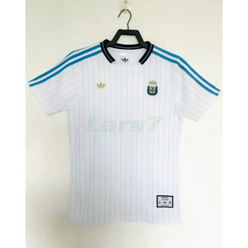 Camiseta Argentina 2026 Blanco/Azul Claro Versión Retro