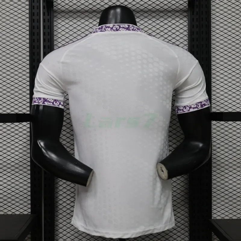 Camiseta Real Madrid 2026/2027 Edición Especial Blanco/Morado (EDICIÓN JUGADOR)
