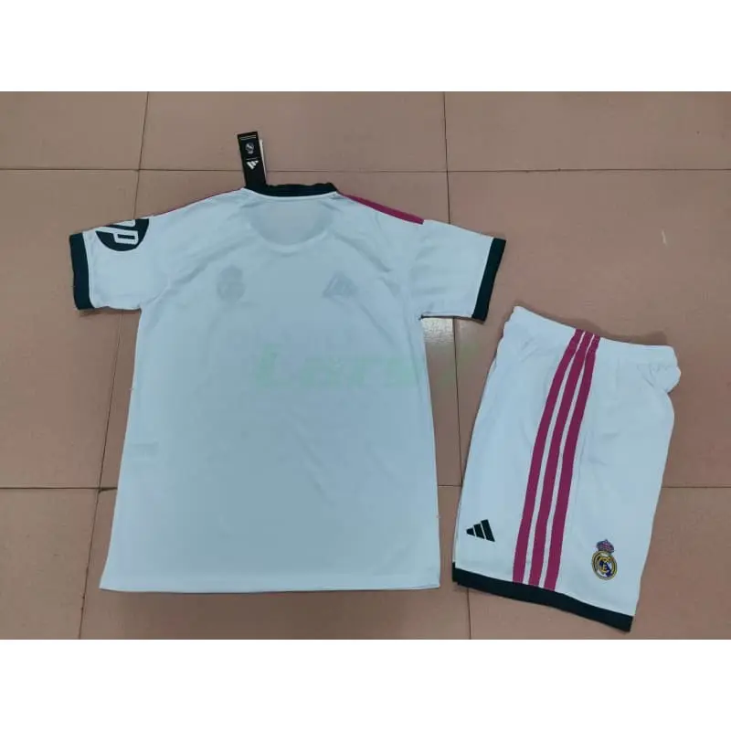 Camiseta Real Madrid 1ª Equipación 2026/2027 Blanco Niño Kit con Parche HP