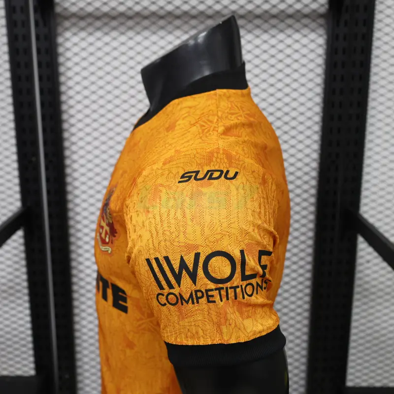 Camiseta Wolverhampton Wanderers 1ª Equipación 2026/2027 Amarillo (EDICIÓN JUGADOR)